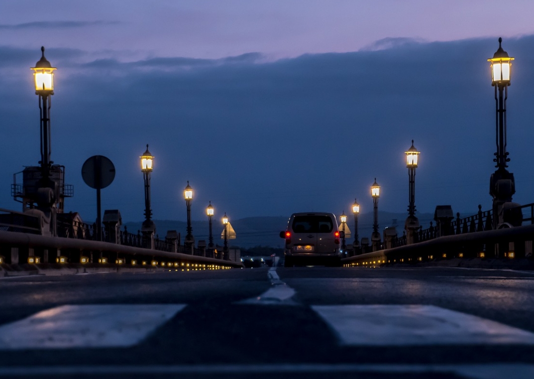 Szczeciński Zarząd Dróg i Transportu Miejskiego alarmuje o wzroście zniszczeń oświetlenia ulicznego