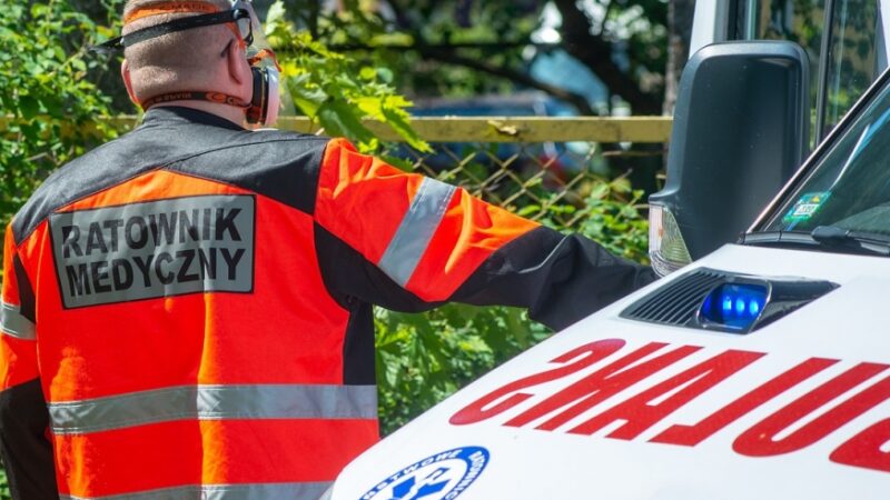 Ponowny przypadek agresji wobec ratownika medycznego – zdarzenie w Warszawie