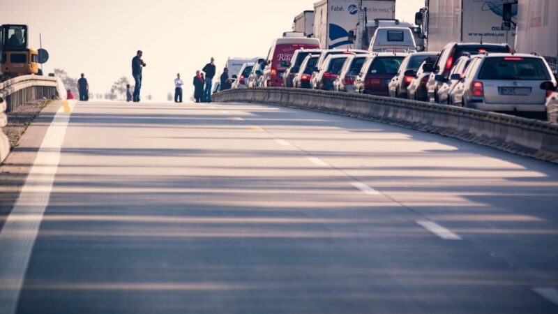 Śmiertelny wypadek na autostradzie A6 blisko Szczecina: dochodzenie w toku