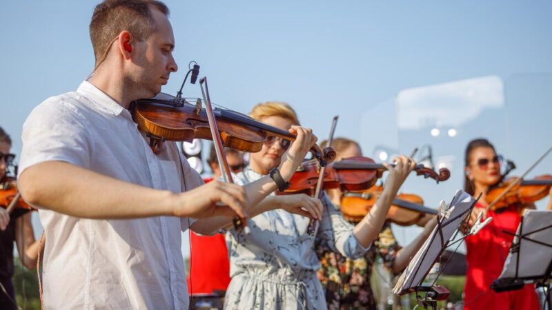 Muzyczny Festiwal na Łasztowni: Osiem lokalnych zespołów na scenie!