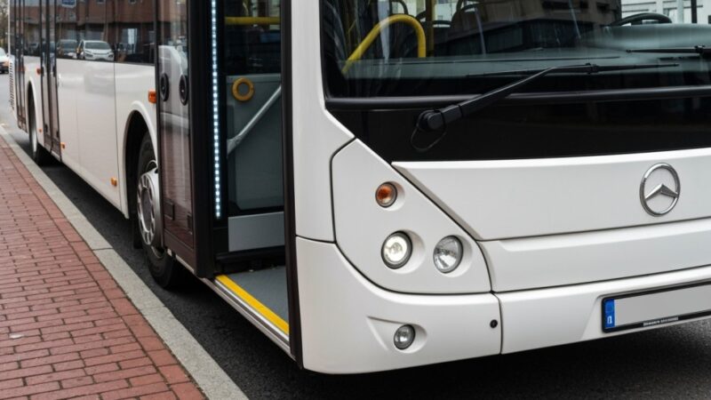Szczecin w kryzysie: nowe autobusy droższe niż budżet!