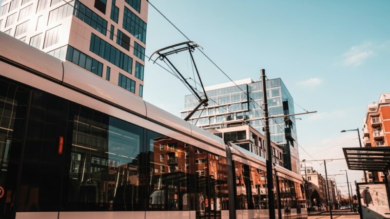 Czwórka wraca na al. Powstańców Wielkopolskich – tramwaje znów w ruchu!