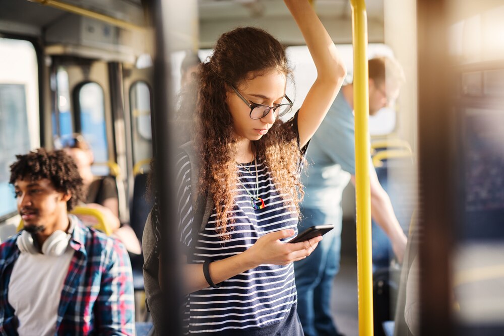 Szczecin w drodze do nowoczesności: dwie firmy walczą o dostawę 22 nowych autobusów