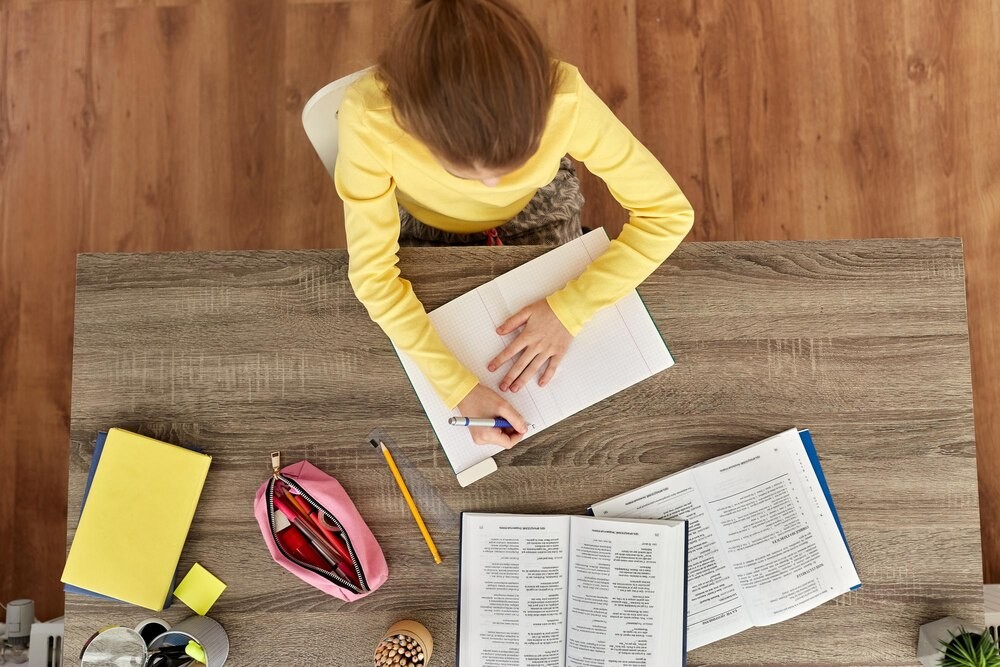 Edukacja ekologiczna dla dzieci: Warsztaty i konkurs plastyczny w programie „Przyjaciele wody”
