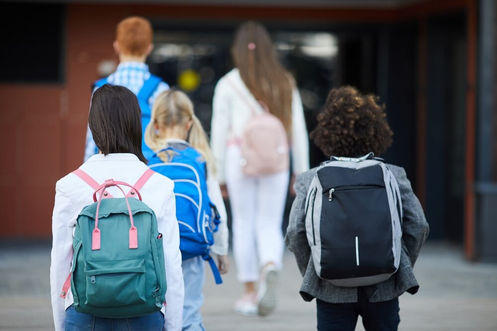 Edukacyjny ESCAPETRUCK w Policach: Jak walczyć z handlem ludźmi w Europejski Dzień Przeciwko Handlowi Ludźmi