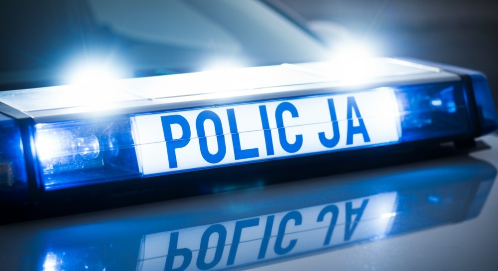 Bezpieczny Internet: Policja uczy młodzież, jak unikać zagrożeń w sieci