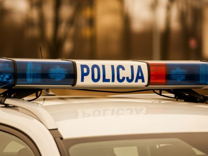 Policjant w cywilu zatrzymał złodziei w sklepie dzięki spostrzegawczości
