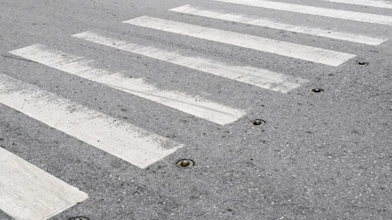 Zaduszki w Szczecinie: Policja zapewnia bezpieczeństwo i widoczność