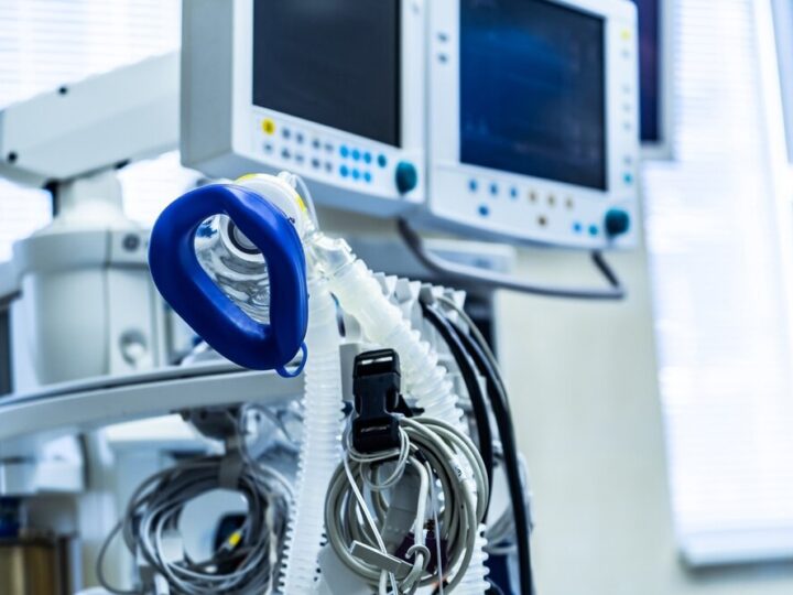 Roztropny Senior: Policja i ZUS w Akcji dla Bezpieczeństwa Starszych Obywateli