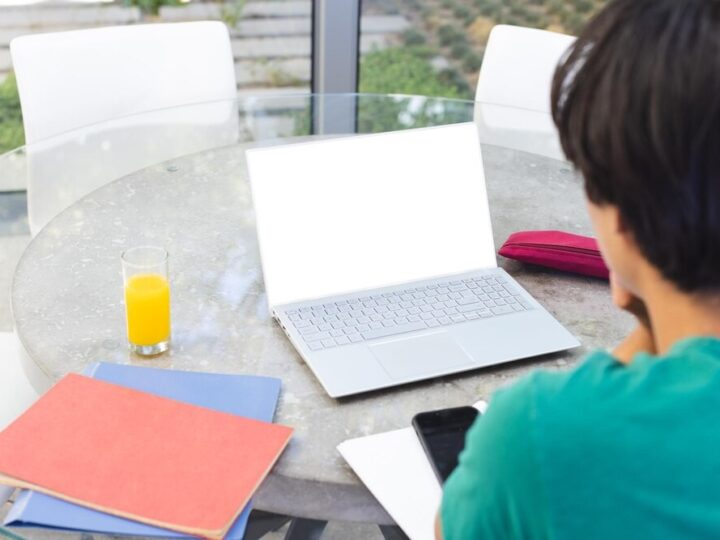 Ekologiczna Akademia w Gryfinie: Uczniowie rozwijają kreatywność przez ekologię!