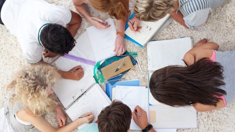 Zgłoś się do Młodzieżowego Sejmiku i zmień swoje województwo!