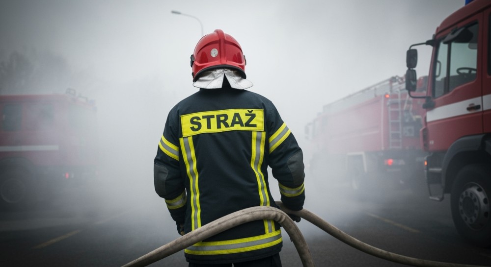 Błyskawiczna akcja policji ratuje kamienicę przed pożarem!