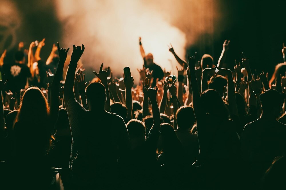 Kraków Street Band rusza w trasę z nową płytą „Dwie Myśli Stąd”!