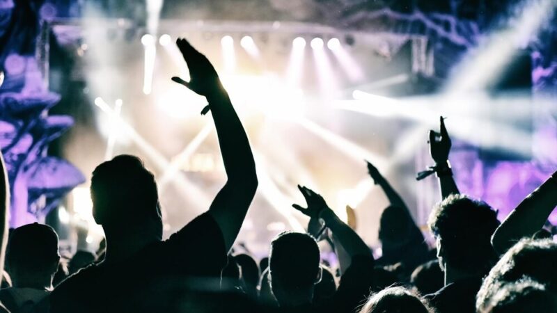 Muzyczne odkrycia: DJ-skie warsztaty dla młodzieży w Słowianinie