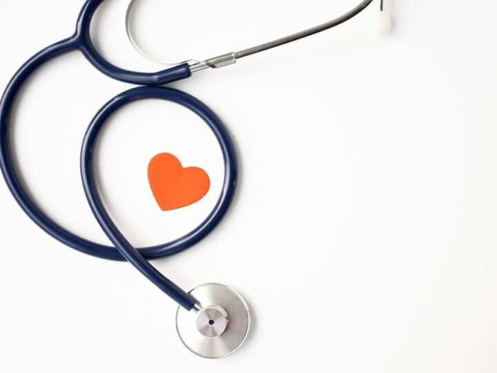 Wsparcie dla NGO w powiecie polickim: Zgłoś projekt prozdrowotny i zyskaj fundusze!