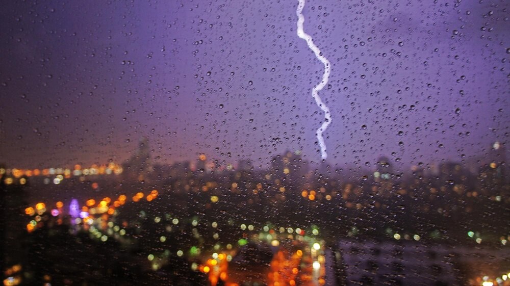 Gęsta mgła na horyzoncie – ostrzeżenie dla Szczecina