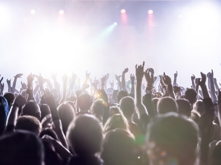 Walentynki w rytmach tradycji: Nowe Warpno tańczy z sercem!