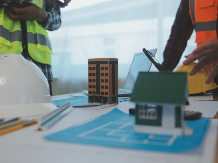 Dom czy mieszkanie? Kluczowa debata na targach Bud-Gryf & Home