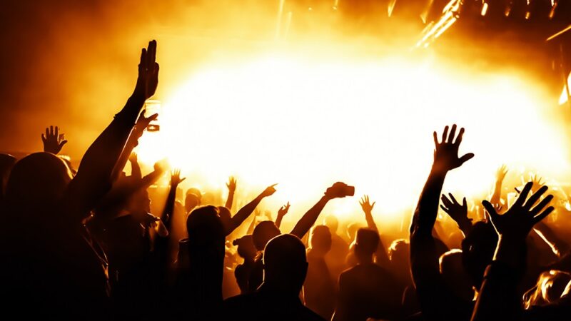 Pidżama Porno w Słowianinie – Wszystko, co musisz wiedzieć przed koncertem!