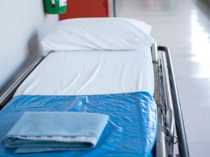 Bezpieczne dziecko: Policjanci uczą najmłodszych, jak unikać zagrożeń