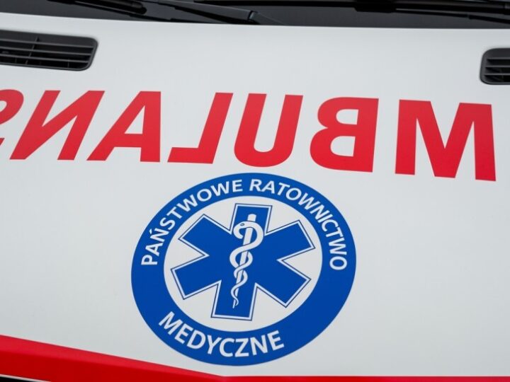 Bezpieczny wypoczynek nad Jeziorem Głębokim: Policja dba o porządek