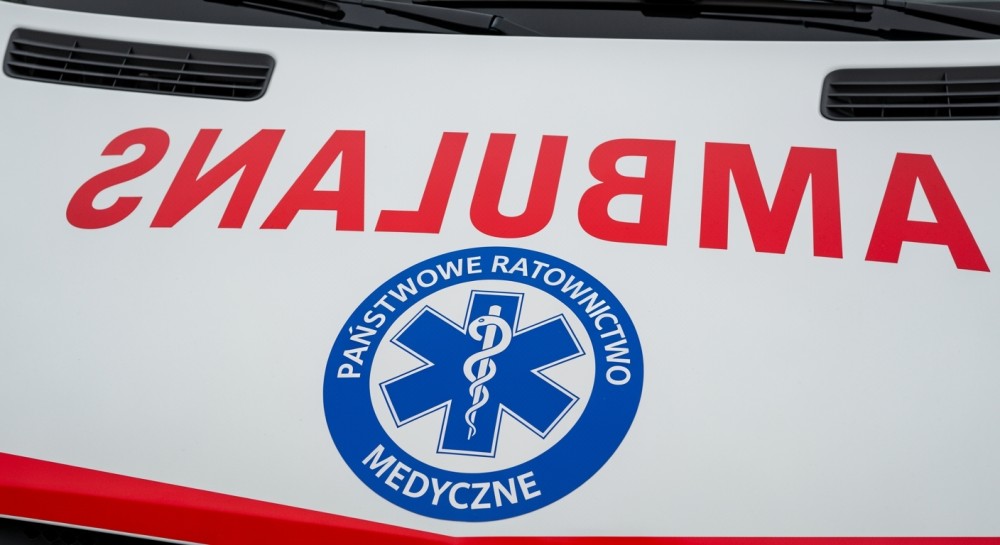 Bezpieczny wypoczynek nad Jeziorem Głębokim: Policja dba o porządek