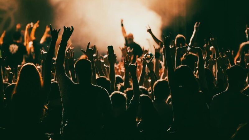 Muzyczna podróż w czasie: Lato pełne dźwięków historii