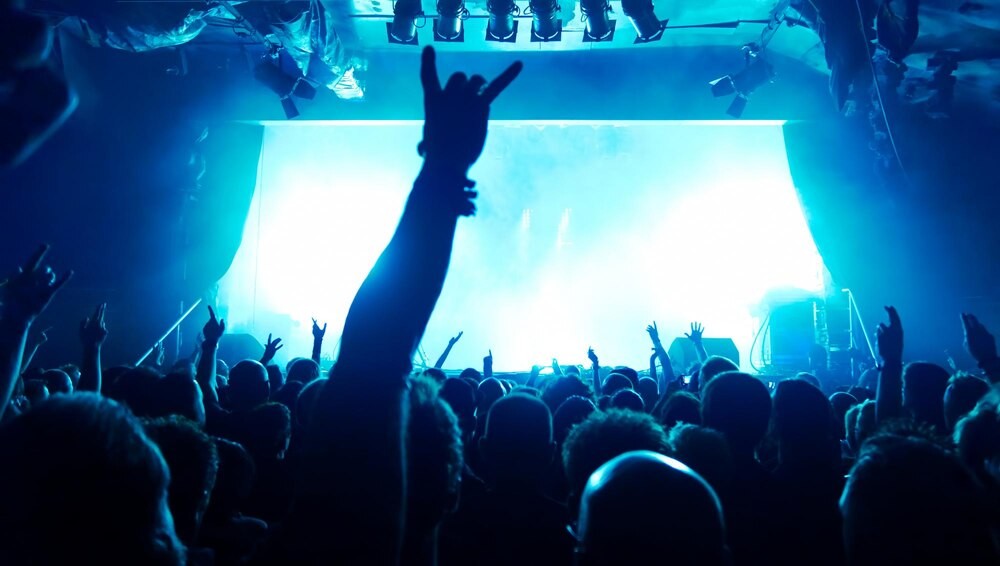 Muzyczna podróż do świata „1670”: Koncert WOWAKIN w Szczecinie!
