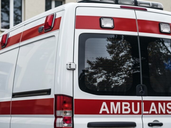Defibrylator AED w Moczyłach: Nowe życie dla Gminy Kołbaskowo!