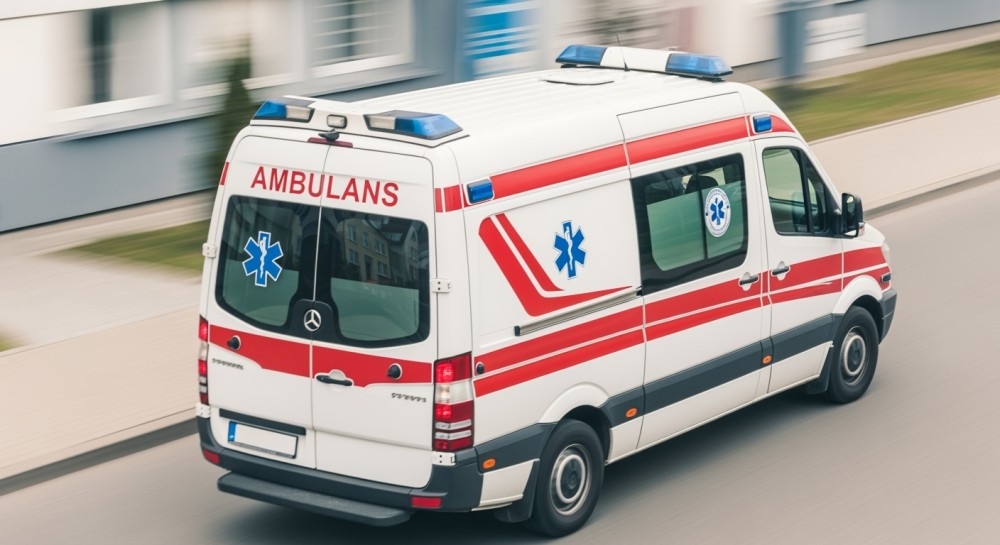 Nowa sygnalizacja świetlna w Stobnie: poprawa bezpieczeństwa na drogach Powiatu Polickiego!