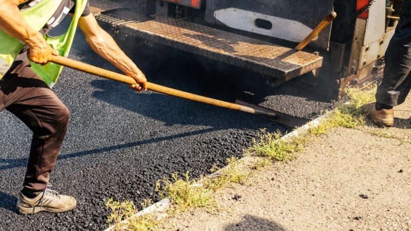 Nowe parkingi na ulicy Starkiewicza – lepsza dostępność i estetyka!