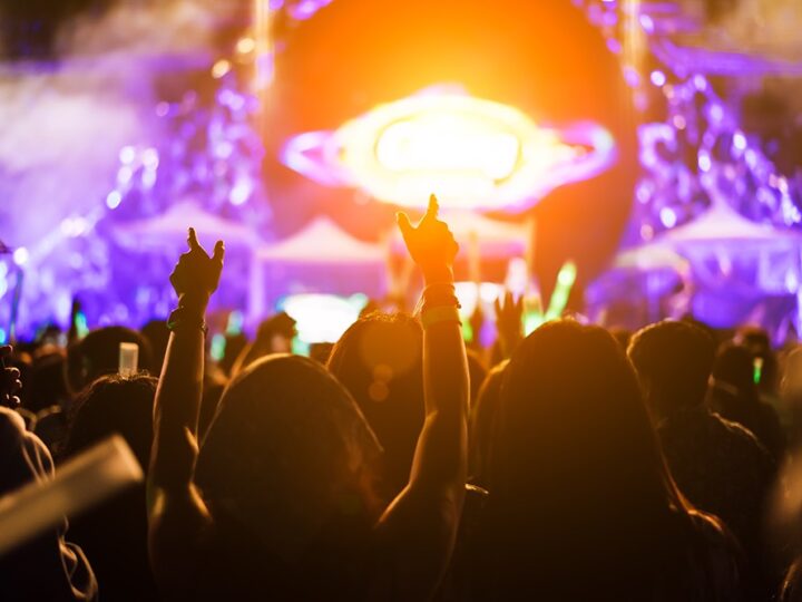 Muzyczny finał Kina Plenerowego w Dąbiu: Ostatni seans lata!