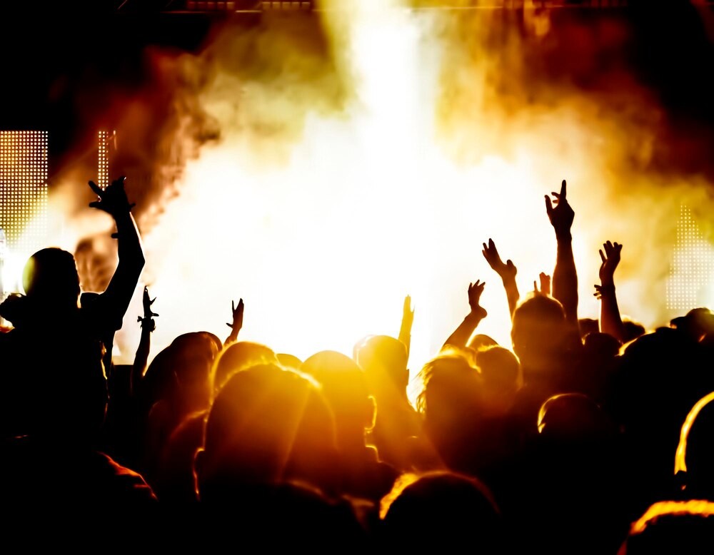 Muzyczna Odyseja „Wild Hunt Live”: Magia Dźwięku i Światła