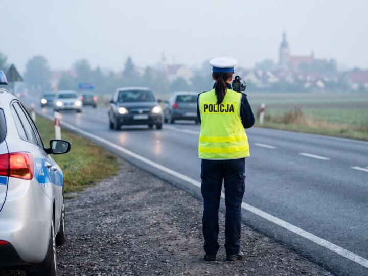 Czujny świadek uratował życie: Policja zatrzymała nietrzeźwego kierowcę