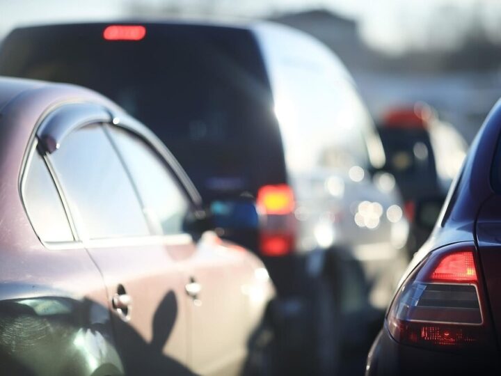 Zmiany w ruchu na Wszystkich Świętych w Szczecinie. ZDiTM apeluje o transport publiczny